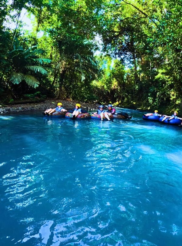 rio celeste costa rica swimming