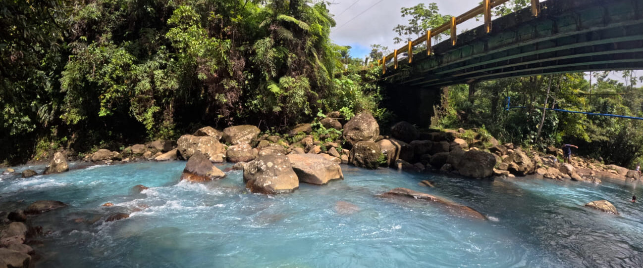 rio celeste costa rica pool e1761188149846